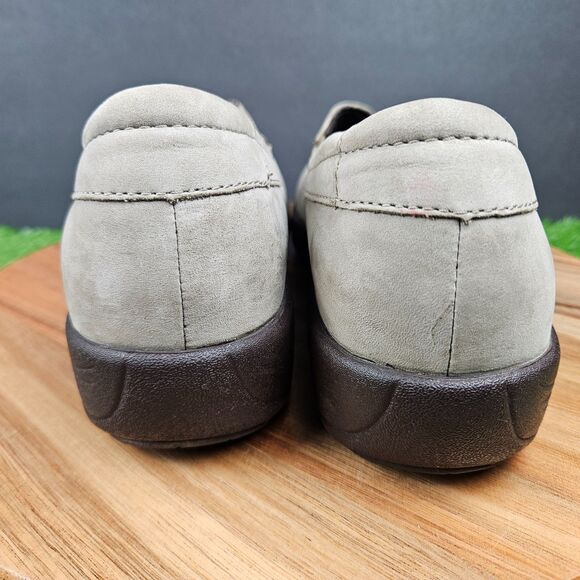 Dansko Abigail Shoes Womens EU 38 US 8.5-9 Taupe Nubuck Leather Slip On Clogs - Picture 3 of 12